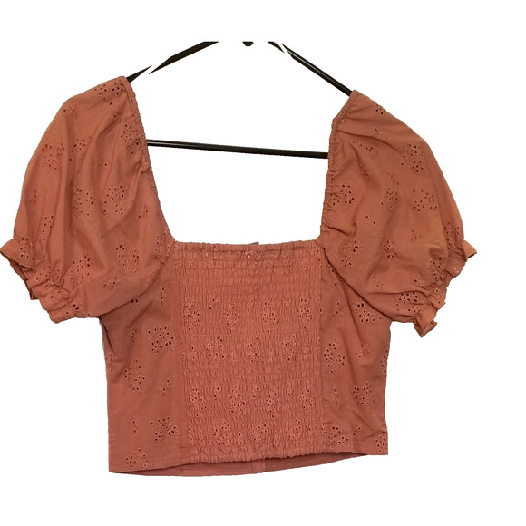 NWT - Love Tree - Burnt Orange Eyelet Peasant BOHO Crop Smocked Top Size L - Picture 2 of 8